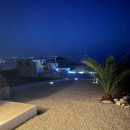 Seadreamvilla *
